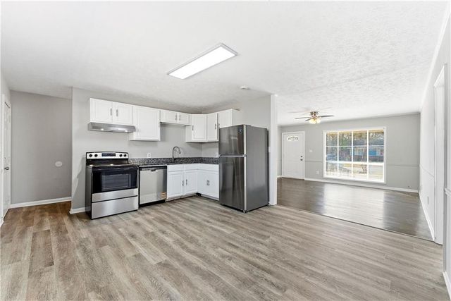 850 King Road, Jonesboro, GA 30236