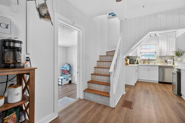 322 47TH STREET N, St Petersburg, FL 33713