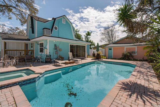 322 47TH STREET N, St Petersburg, FL 33713