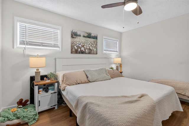 322 47TH STREET N, St Petersburg, FL 33713