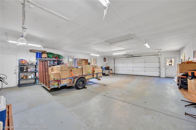 4445 McDowell Road, Lapeer, MI 48446