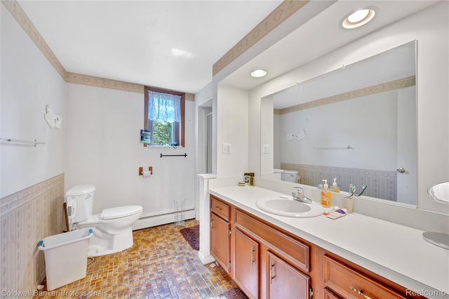 4445 McDowell Road, Lapeer, MI 48446