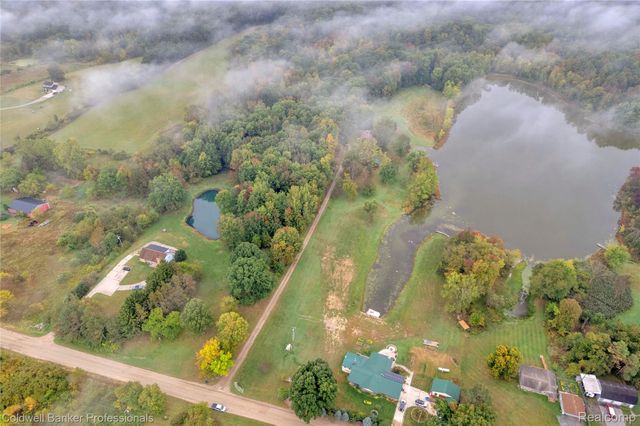 4445 McDowell Road, Lapeer, MI 48446