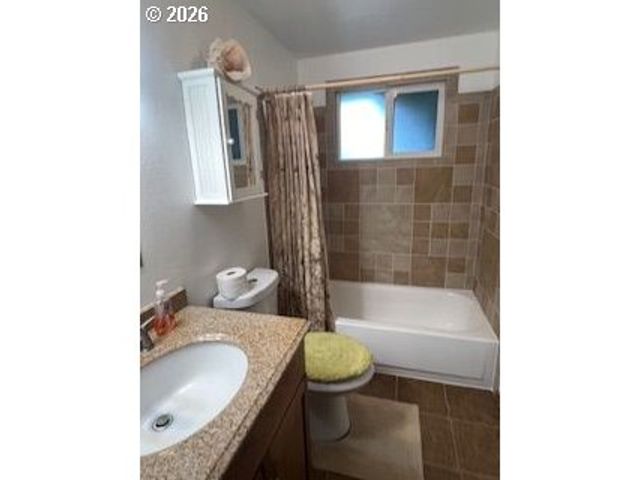 33821 Se OAK St, Scappoose, OR 97056