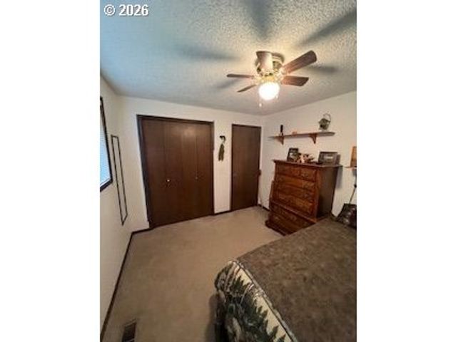 33821 Se OAK St, Scappoose, OR 97056