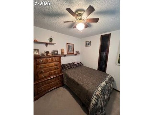 33821 Se OAK St, Scappoose, OR 97056