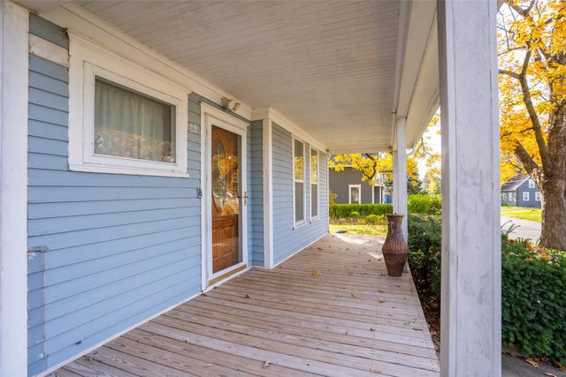 20 S Oak Park Avenue, Colfax, IA 50054