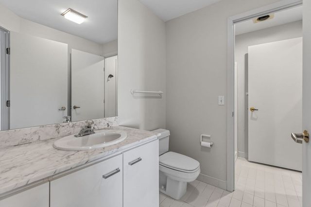 3 Seal Harbor Rd 632, Winthrop, MA 02152