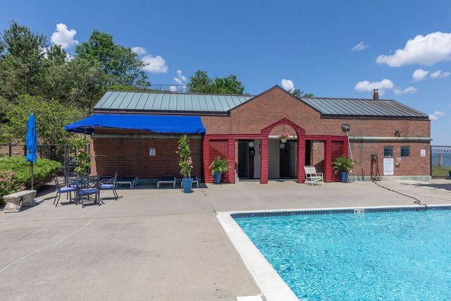 3 Seal Harbor Rd 632, Winthrop, MA 02152