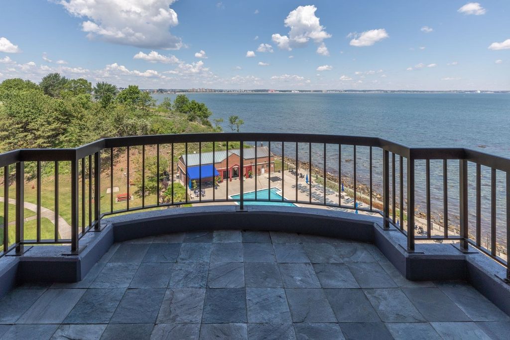 3 Seal Harbor Rd 632, Winthrop, MA 02152