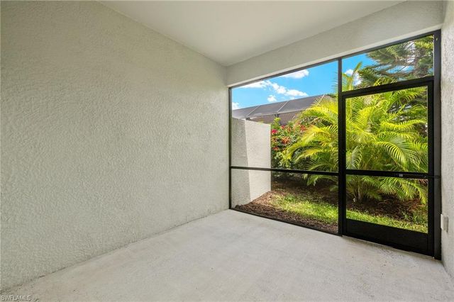 9077 Leatherwood LOOP, Lehigh Acres, FL 33936