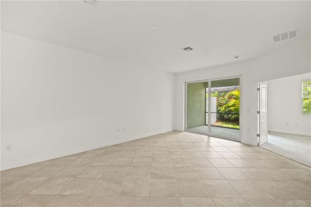 9077 Leatherwood LOOP, Lehigh Acres, FL 33936