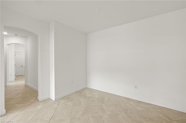 9077 Leatherwood LOOP, Lehigh Acres, FL 33936