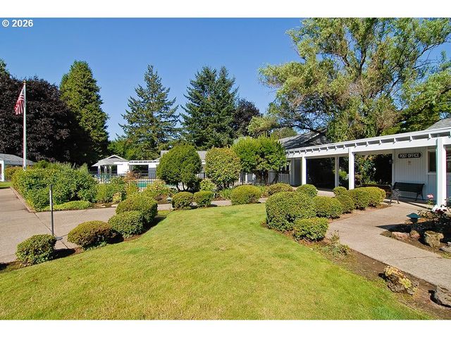 1475 GREEN ACRES Rd 83, Eugene, OR 97408