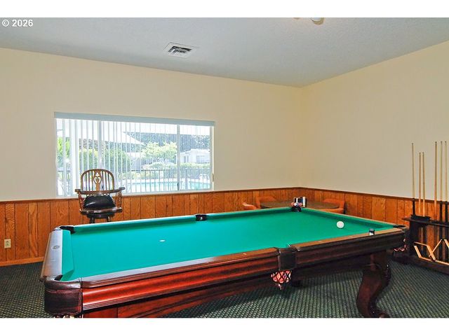 1475 GREEN ACRES Rd 83, Eugene, OR 97408
