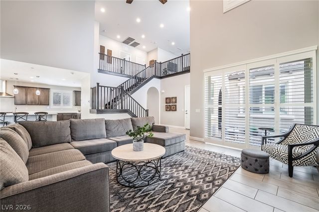 3038 Hushed Sonnet Avenue, Henderson, NV 89044