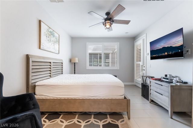 3038 Hushed Sonnet Avenue, Henderson, NV 89044