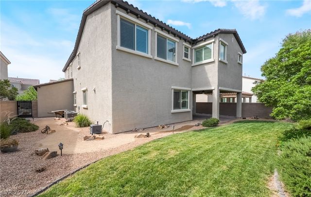 3038 Hushed Sonnet Avenue, Henderson, NV 89044
