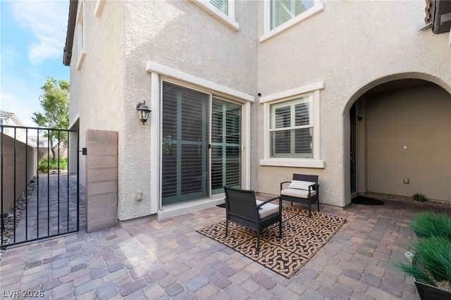 3038 Hushed Sonnet Avenue, Henderson, NV 89044