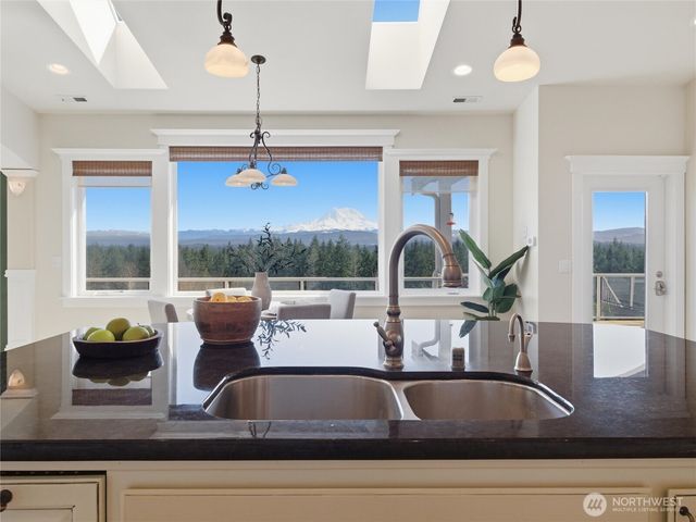 2510 Cascade Drive E, Roy, WA 98580