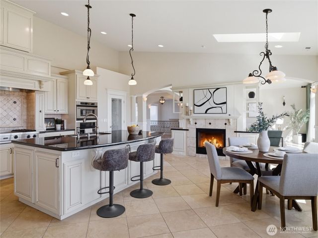 2510 Cascade Drive E, Roy, WA 98580