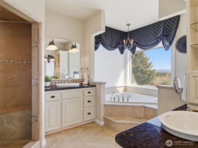 2510 Cascade Drive E, Roy, WA 98580