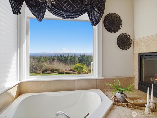 2510 Cascade Drive E, Roy, WA 98580