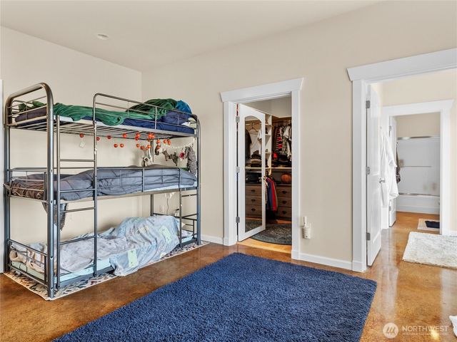 2510 Cascade Drive E, Roy, WA 98580