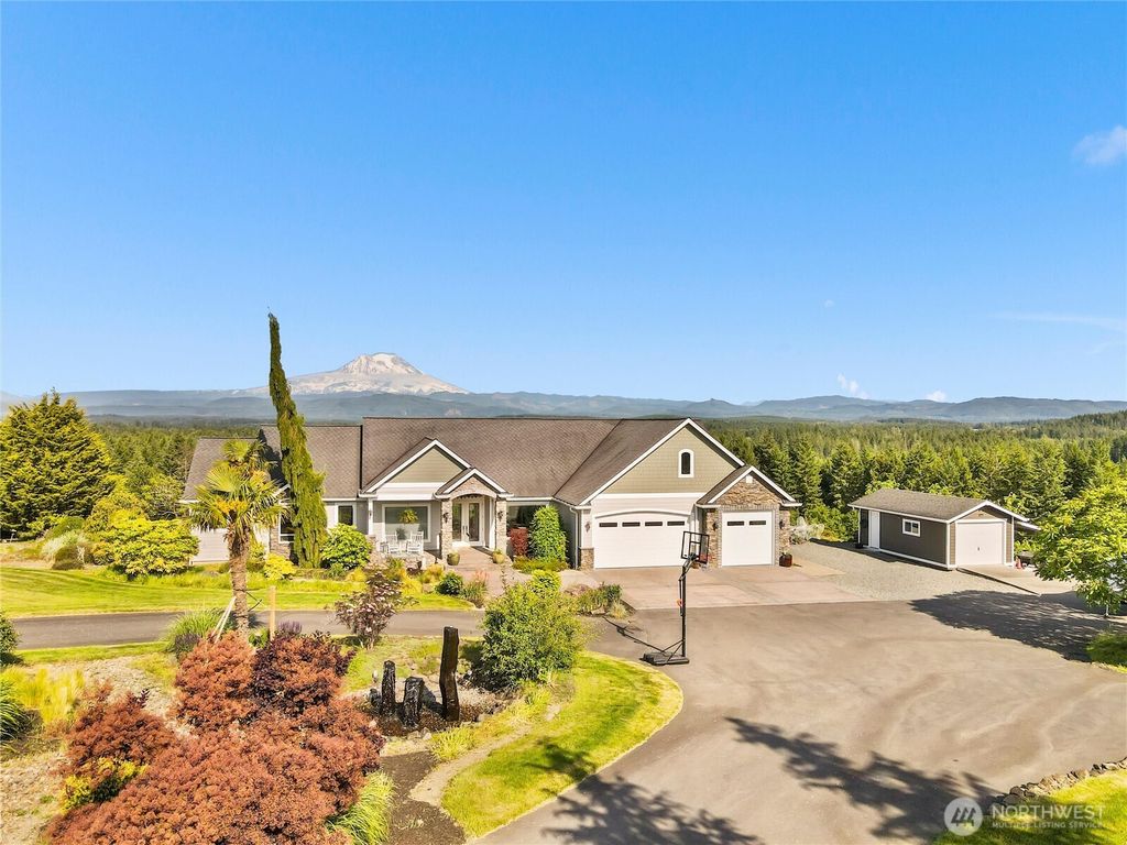 2510 Cascade Drive E, Roy, WA 98580