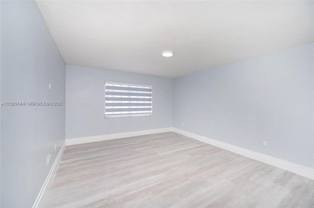 18660 NW 78th Ave 0, Hialeah, FL 33015