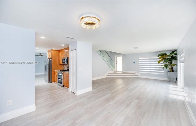 18660 NW 78th Ave 0, Hialeah, FL 33015