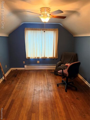 24701 New York Street, Dearborn, MI 48124