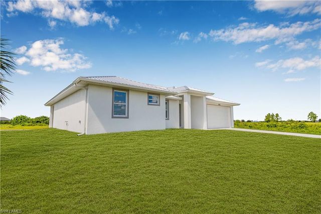 9051 W JUSTICE CIR, Labelle, FL 33935