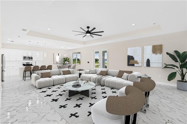 9051 W JUSTICE CIR, Labelle, FL 33935