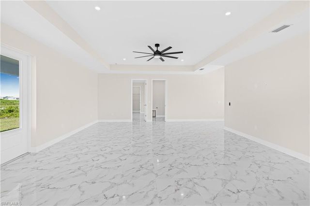 9051 W JUSTICE CIR, Labelle, FL 33935