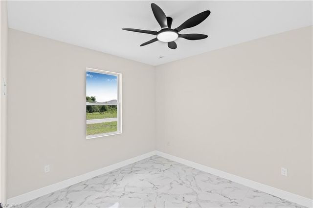 9051 W JUSTICE CIR, Labelle, FL 33935