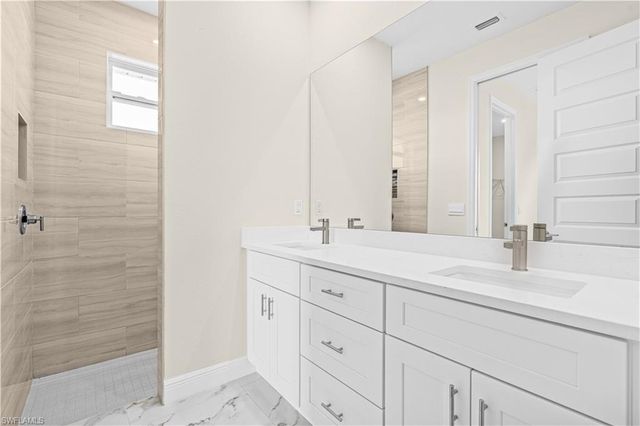 9051 W JUSTICE CIR, Labelle, FL 33935