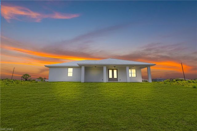 9051 W JUSTICE CIR, Labelle, FL 33935