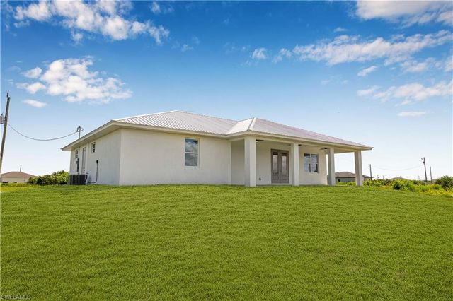 9051 W JUSTICE CIR, Labelle, FL 33935