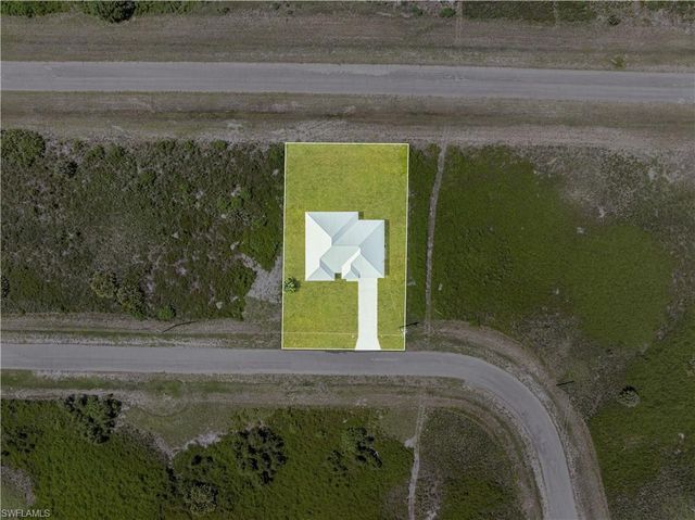 9051 W JUSTICE CIR, Labelle, FL 33935