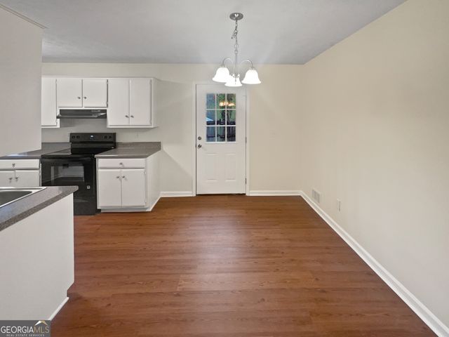 4060 Grand Prix Street, Cumming, GA 30041