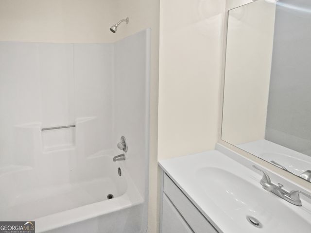 4060 Grand Prix Street, Cumming, GA 30041