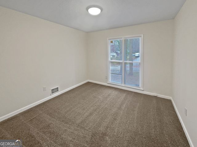 4060 Grand Prix Street, Cumming, GA 30041