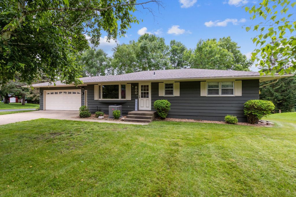 800 9th Street NW, Buffalo, MN 55313