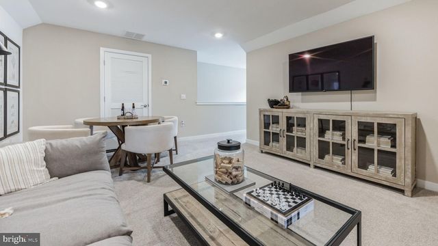 4 CEDARDALE CT, Villas, NJ 08251