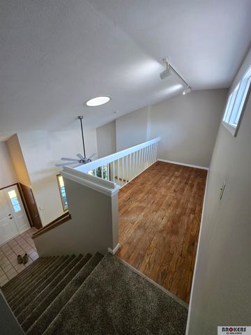 6121 Fleetwood Drive, Lincoln, NE 68516