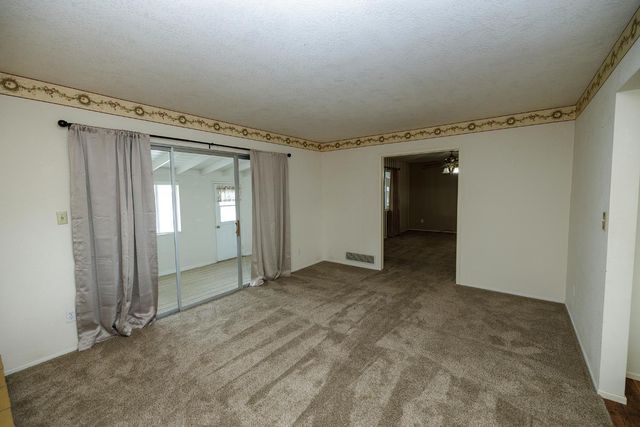 3300 Lord Ave, Modesto, CA 95350