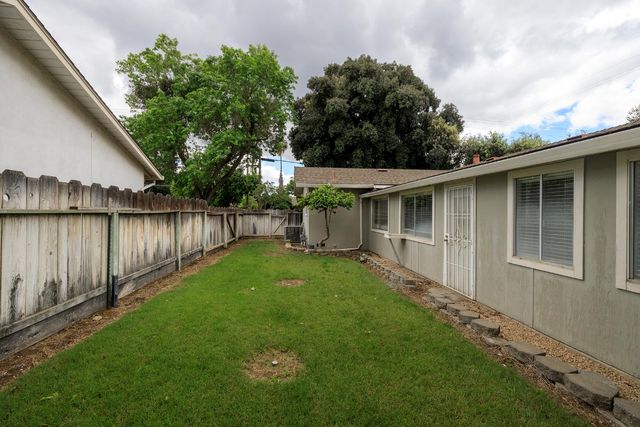 3300 Lord Ave, Modesto, CA 95350