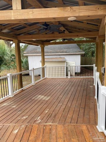117 Bayliss Ct, Pensacola, FL 32505