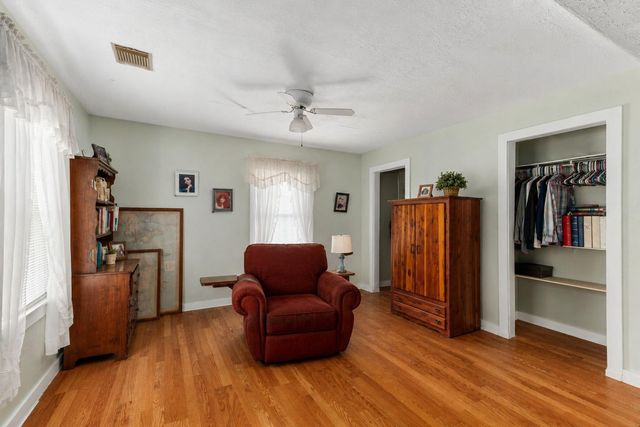 1009 Private Road 1024, Hallettsville, TX 77964